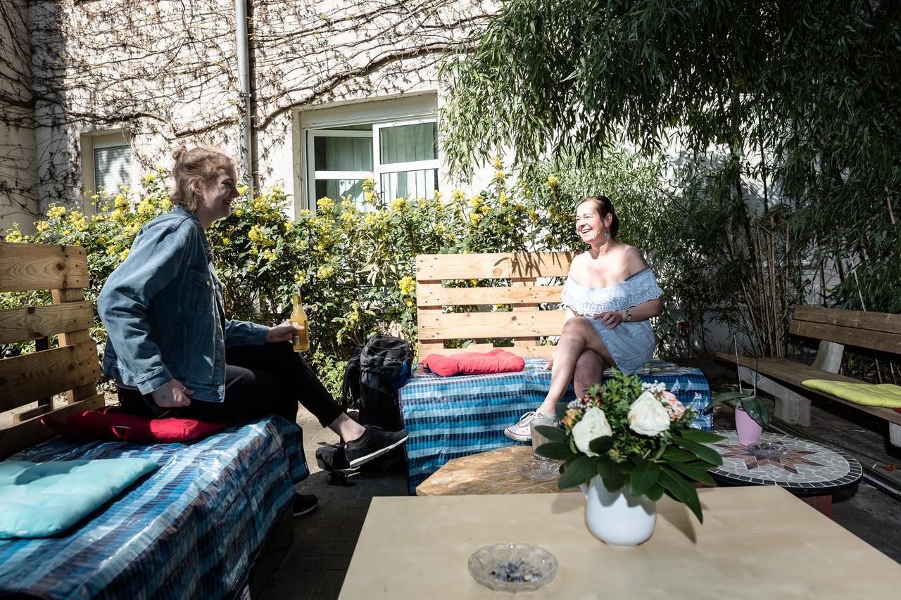 U Inn Berlin Hostel Ngoại thất bức ảnh